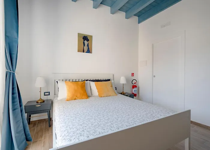 Old Town Vibe 3* 巴里