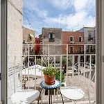 Old Town Vibe Bari